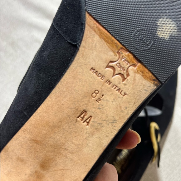 Ingledew’s Italian Collection Suede Gold Witchy Goth Pointed Toe Mary Jane Heel - Picture 8 of 10